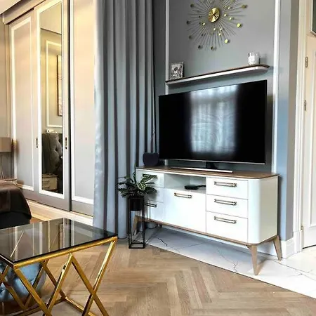 In The Center Of Lejlighed *