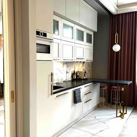 In The Center Of Appartement *