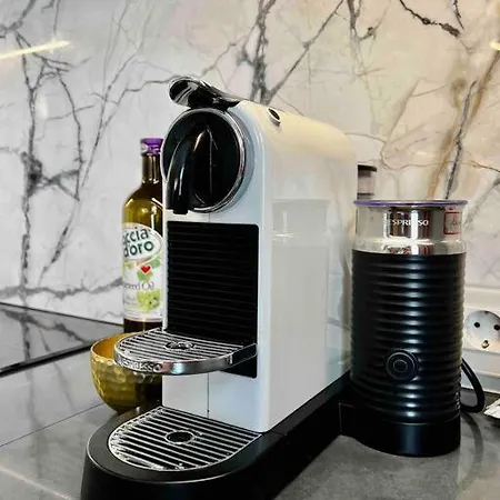 In The Center Of Appartement *